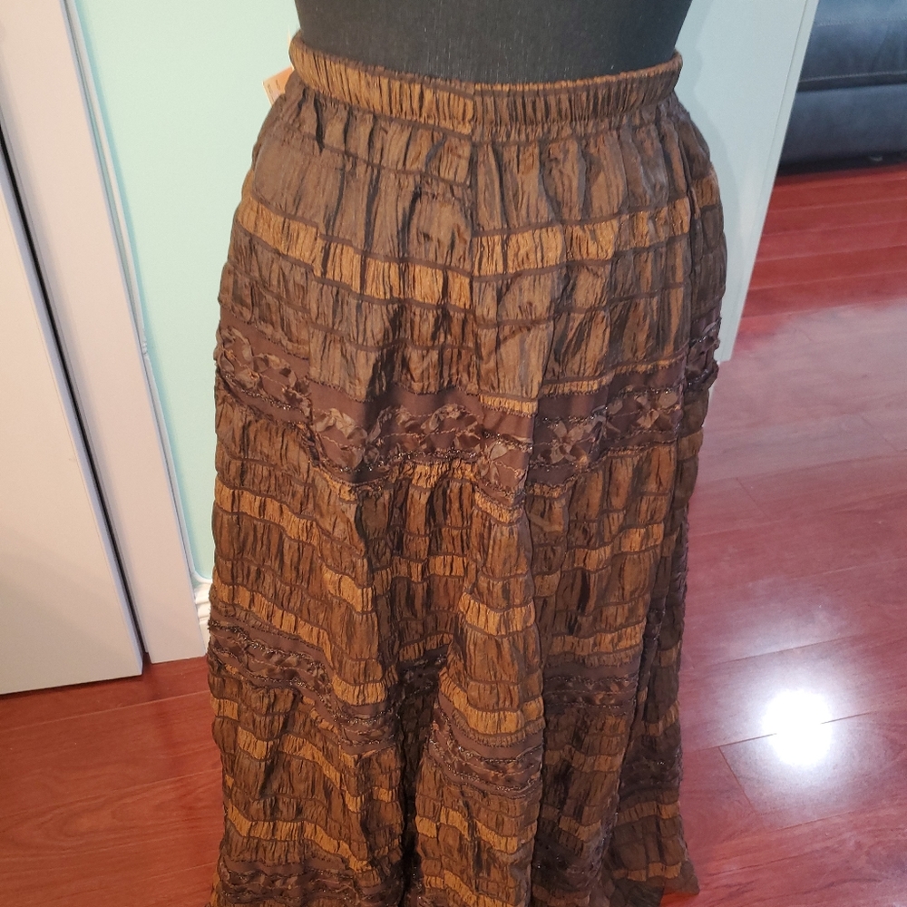 Beautiful Skirt by Ruya fashion . Size Medium